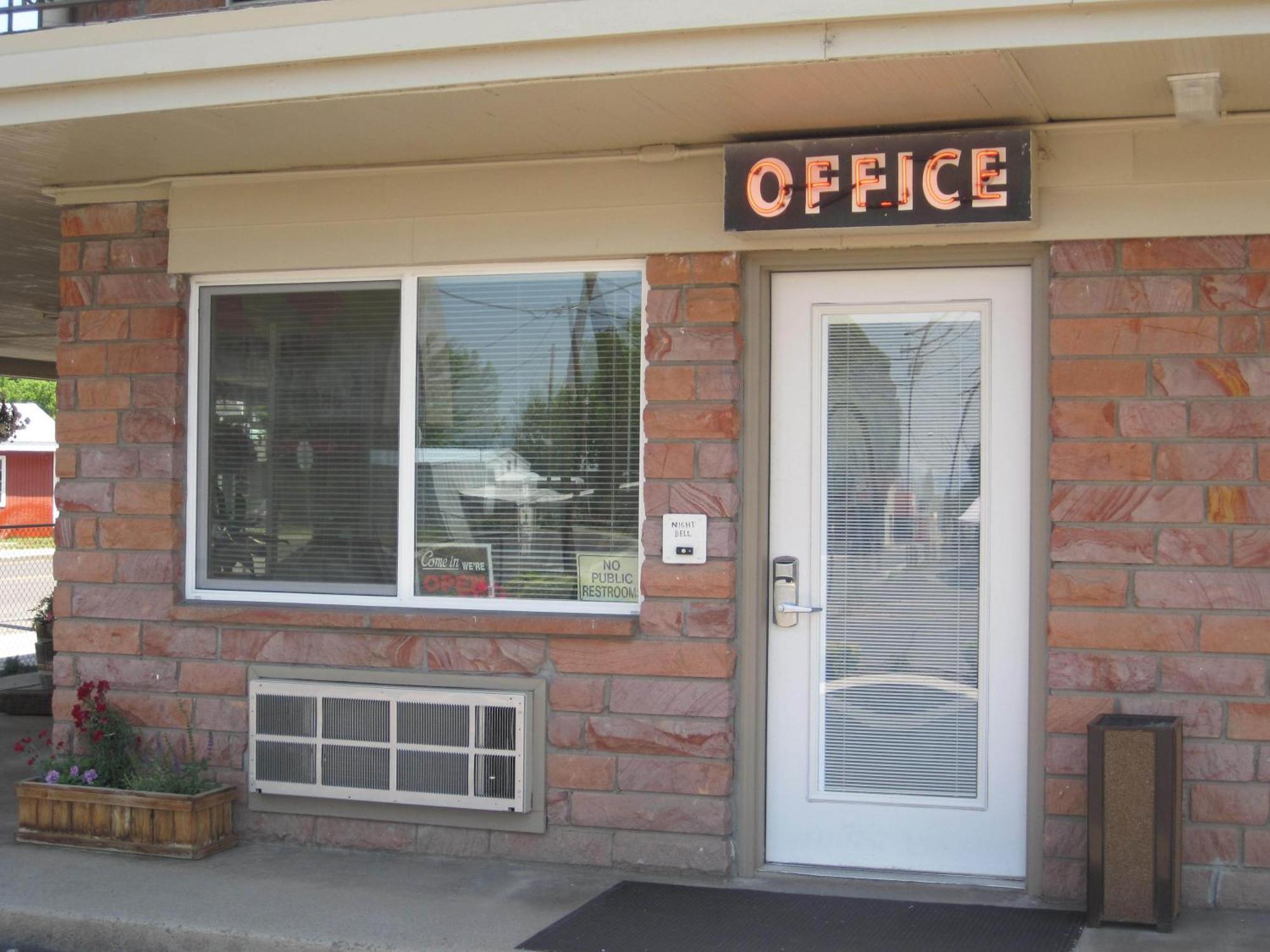 Interstate 8 Motel Lakeview Buitenkant foto